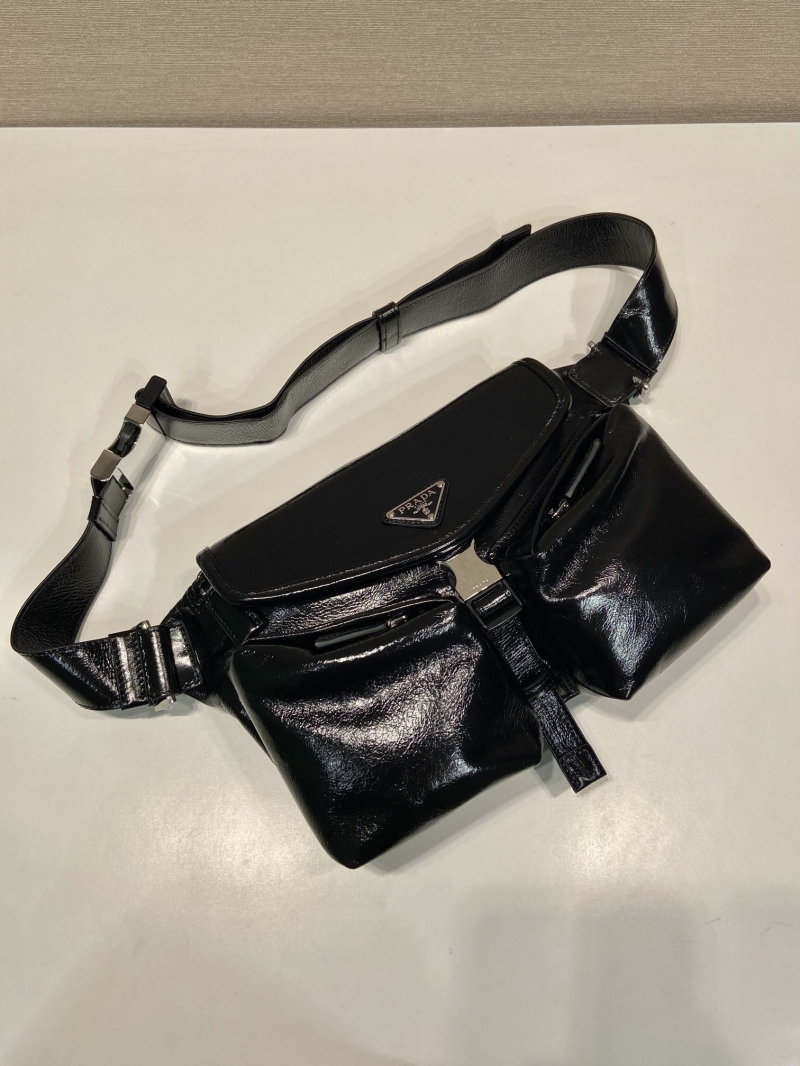 Pra*a waist chest packs